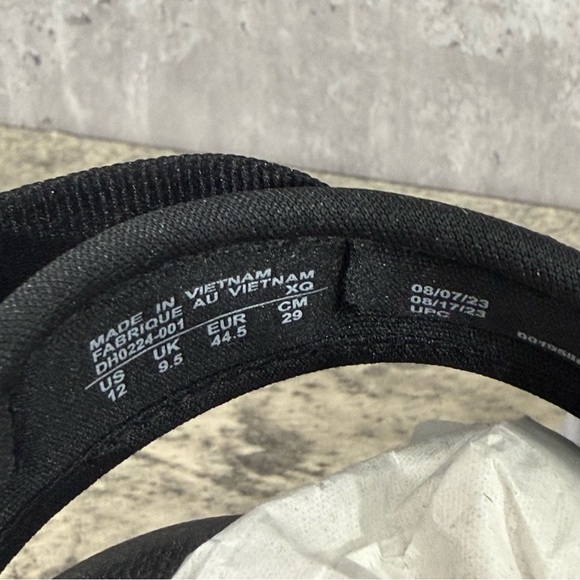 NEW Nike Icon Classic Platform Sandals Women 12 Black/White - Picture 8 of 11